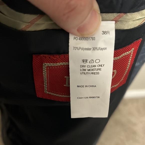 IZOD men separate suit jacket - Picture 11 of 13